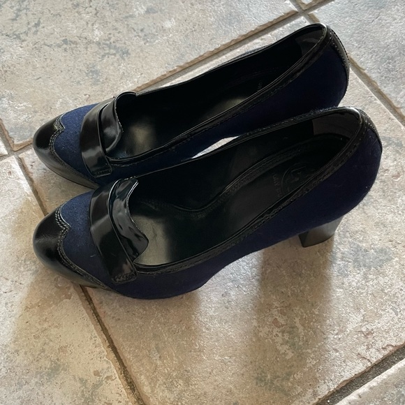 Tory Burch blue heels - Picture 6 of 11